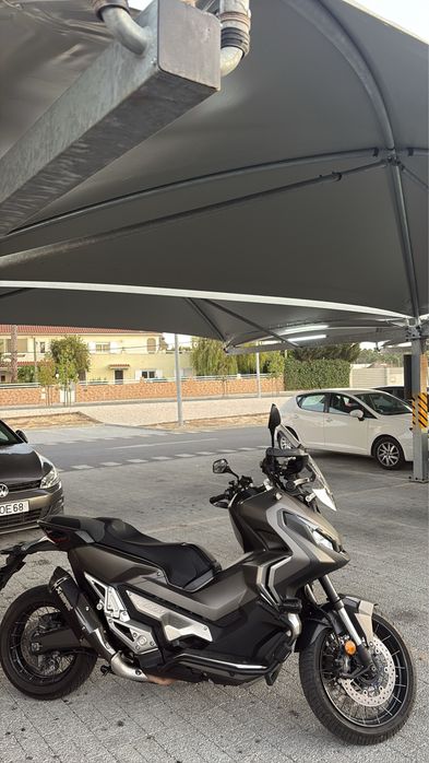 Honda X-ADV 750 akraprovic