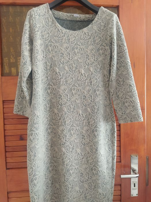 Sukienka damska dzianinowa