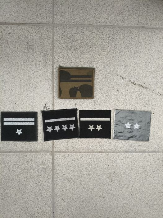 Zestaw pagonów wojskowych  z okresu prl