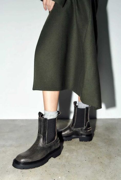 Черевики Zara шкіра 40 нові