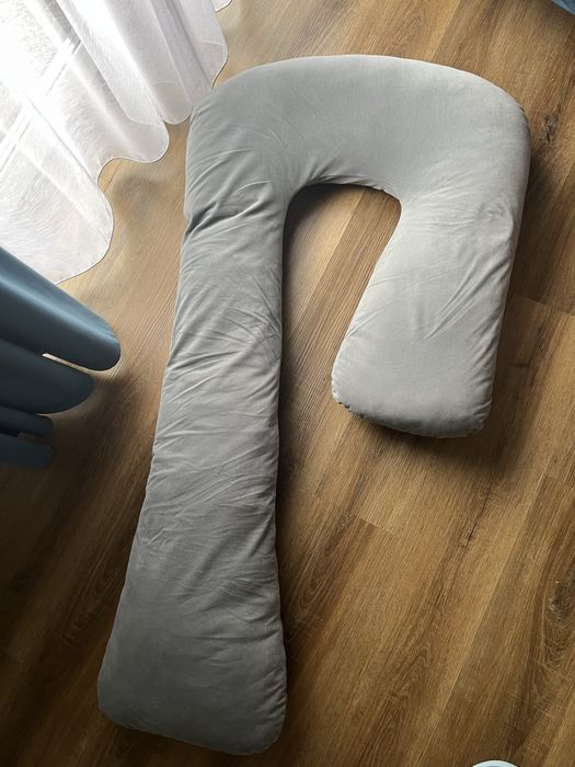 Poduszka ciążowa do spania