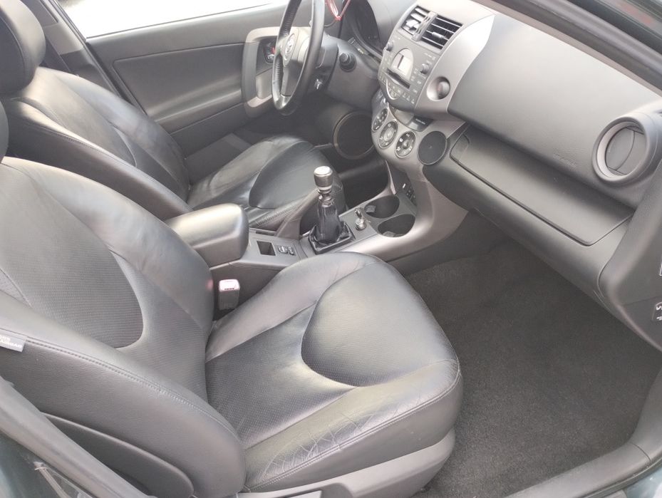 Toyota RAV4 III 2.2 Diesel 4x4 Skóra Chromy Alufelgi 18" Bogate Wypos