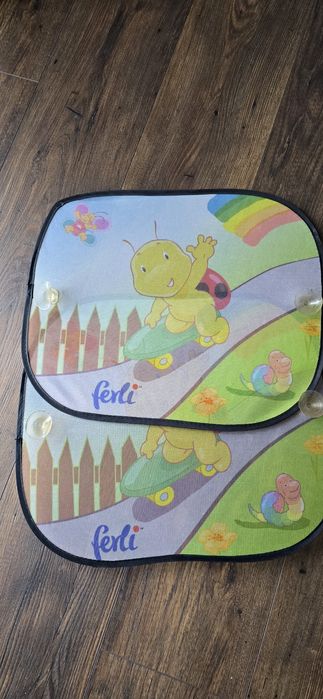 Zasłonki boczne do samochodu..