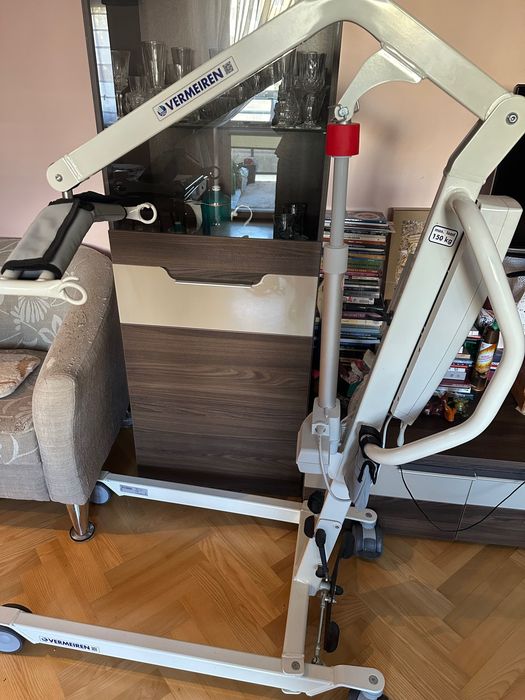 Podnośnik dla osoby niepełnosprawnej i starszej