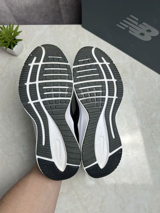 Кроссовки Nike Quest 3 Розмір 40 Original Взуття