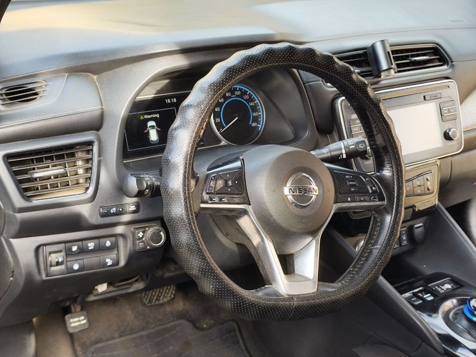 Продам Nissan leaf 2