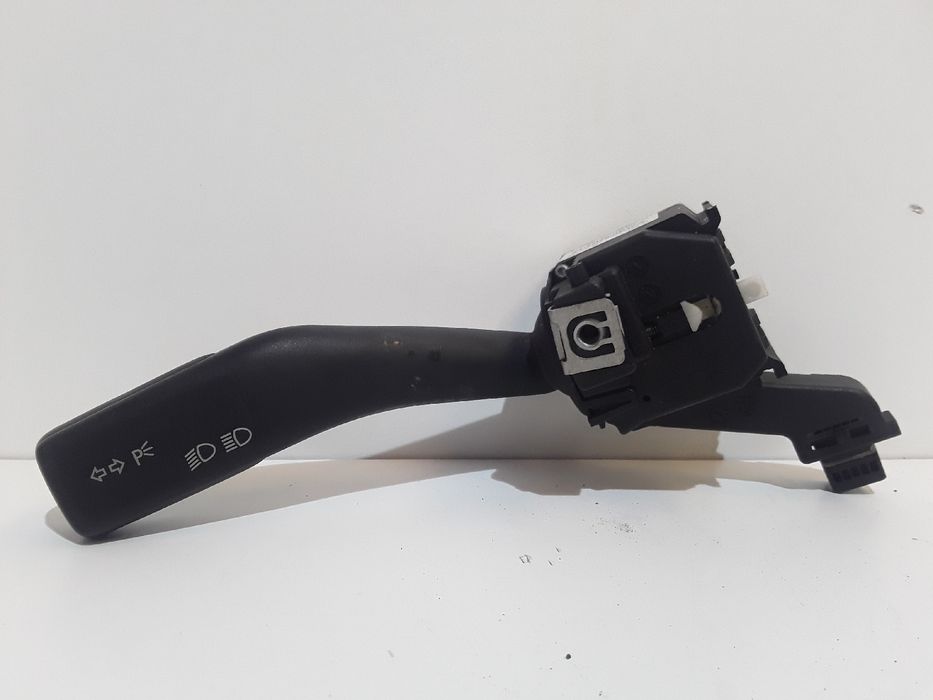 Manipulo de Luzes / Piscas - AUDI A3 Sportback (8PA) | 04 - 15