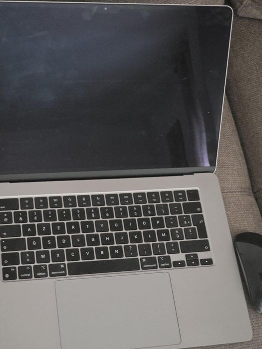 Apple MacBook64737812505859124