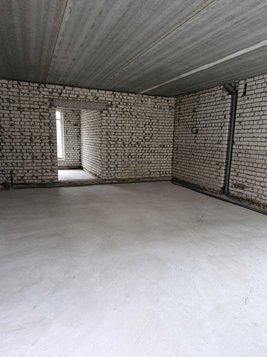 Комерція 60м2. ЖК Молодість