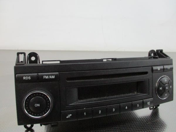 Rádio / auto-rádio MERCEDES-BENZ Classe B (W245)