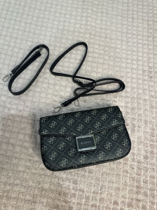 Жіноча сумка guess.