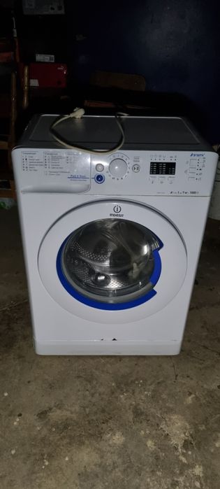 Пральна машинка Indesit