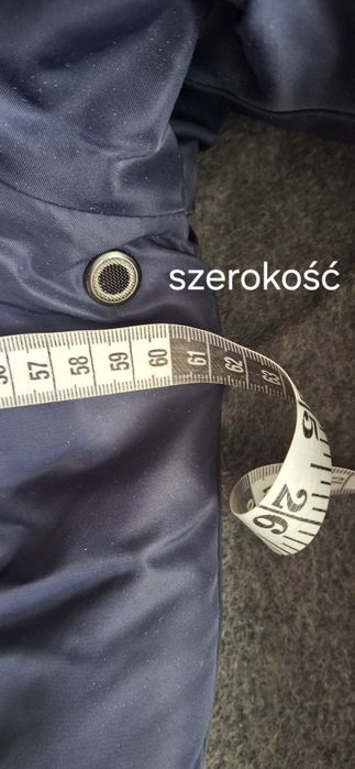 Kurtka bomberka granatowa