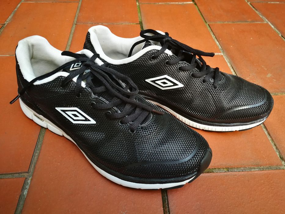 Buty damskie sportowe Umbro, rozmiar 39