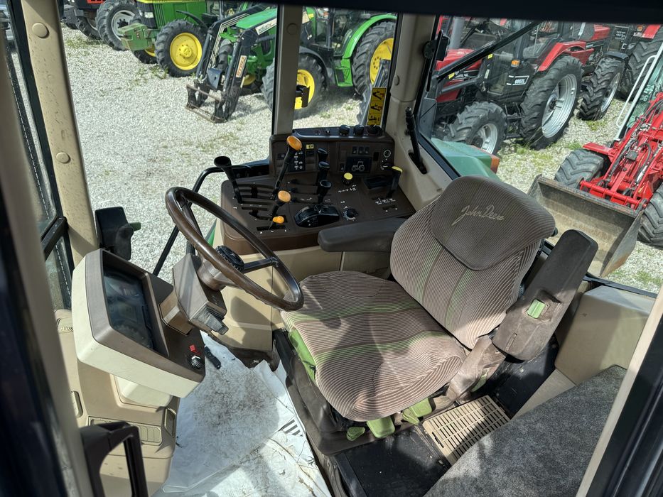 Ciągnik JOHN DEERE 6910 - Oryginalny Sprowadzony