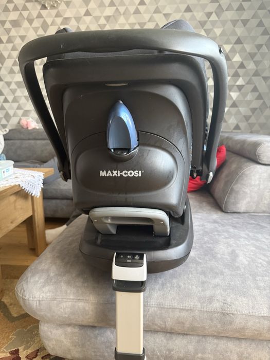 Sprzedam fotelik samochodowy maxi-cosi  0-13 kg