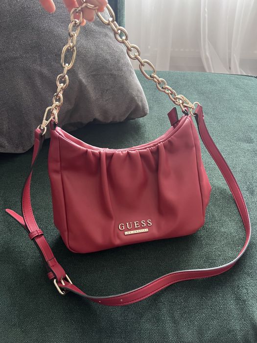 Сумка Guess