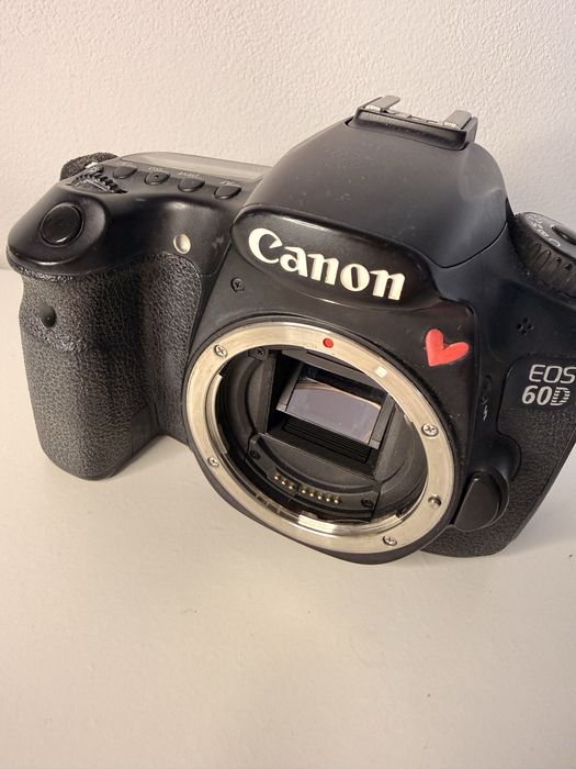 Canon 60D + Canon 50mm 1.8 + Yongnuo 35mm 2