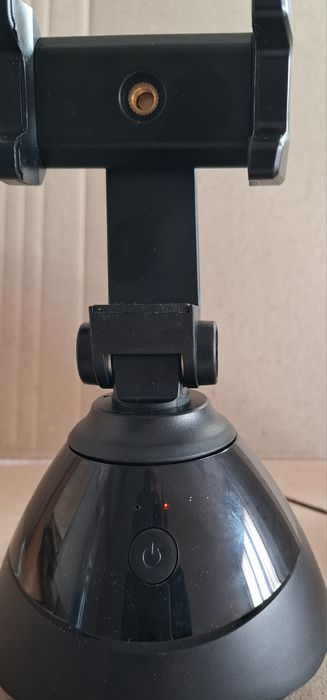 смарт-штатив для блогерів Fonsbe 360° Object Tracking Holder.