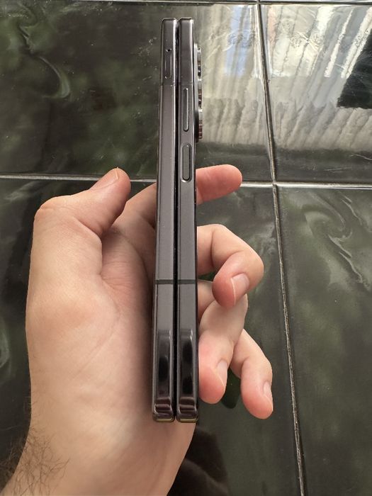 Samsung Z Fold 5 12/256Gb