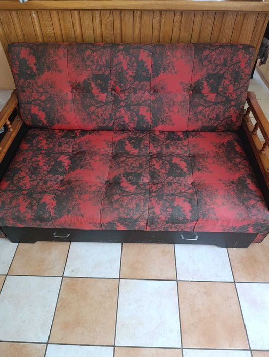 Dwa Fotele, Sofa rozkładana 2osobowa , Wersalka,  Regał meblowy