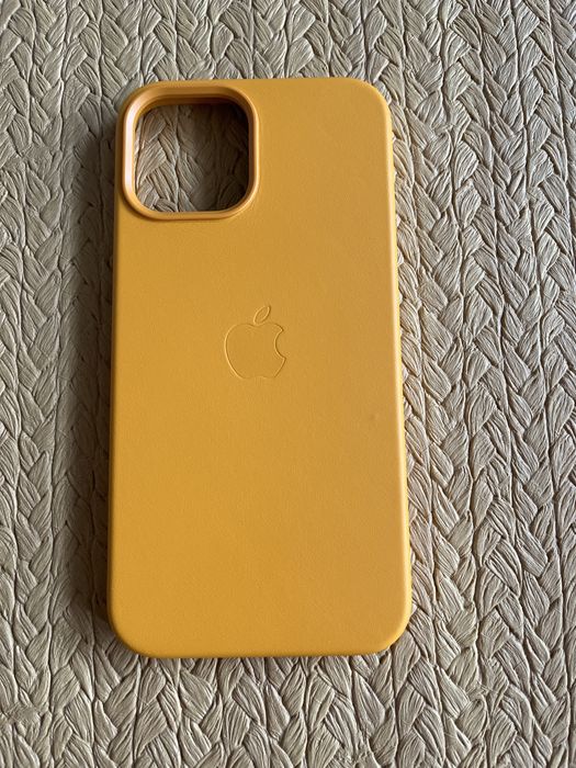 Etui Apple Leather na telefon iPhone 12 Pro Max/ MagSafe - nowe
