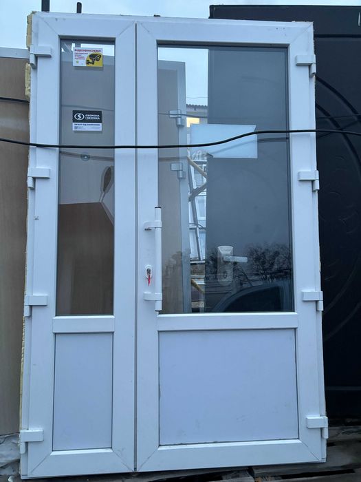 Идеальная ходная двойная металлопластиковая дверь 2500*1270