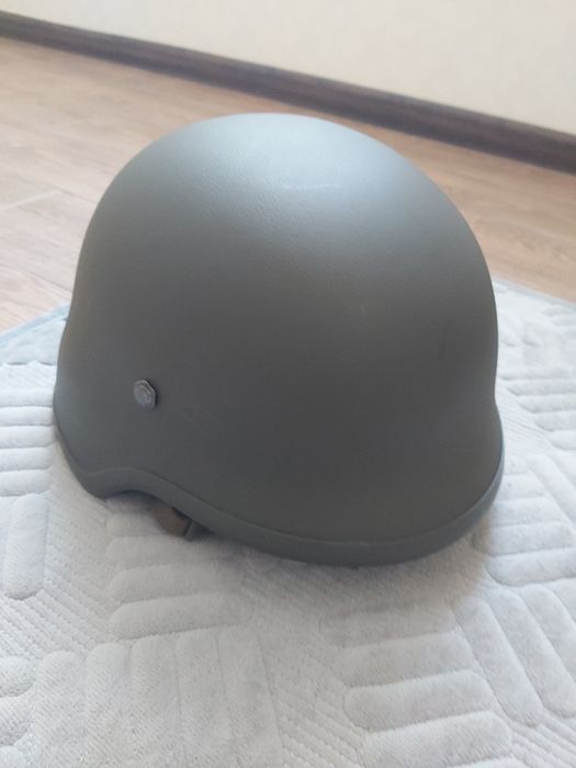 Продам військову каску