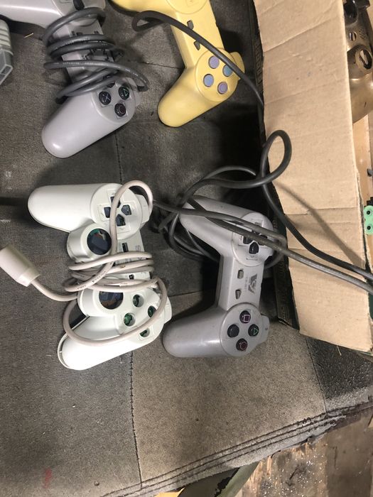 Джойстик до Sony PlayStation.