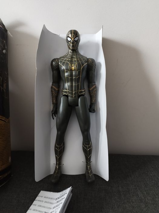 Marvel Hero Spiderman 30 cm Hasbro
