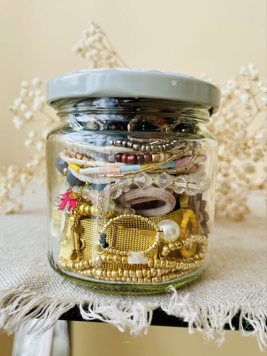 Zestaw biżuterii naszyjnik pierścionki zegarek mystery jawerly jar