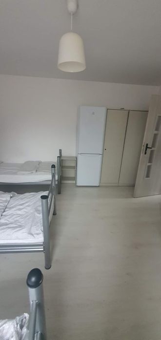 Noclegi, kwatery, pokoje pracownicze