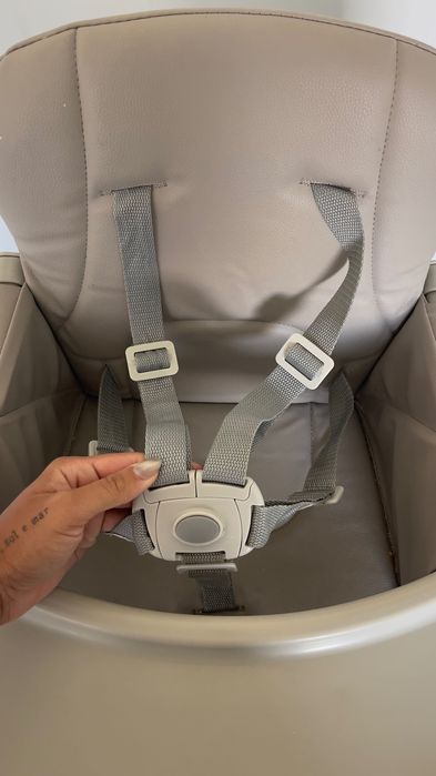 Vendo cadeira de alimentação