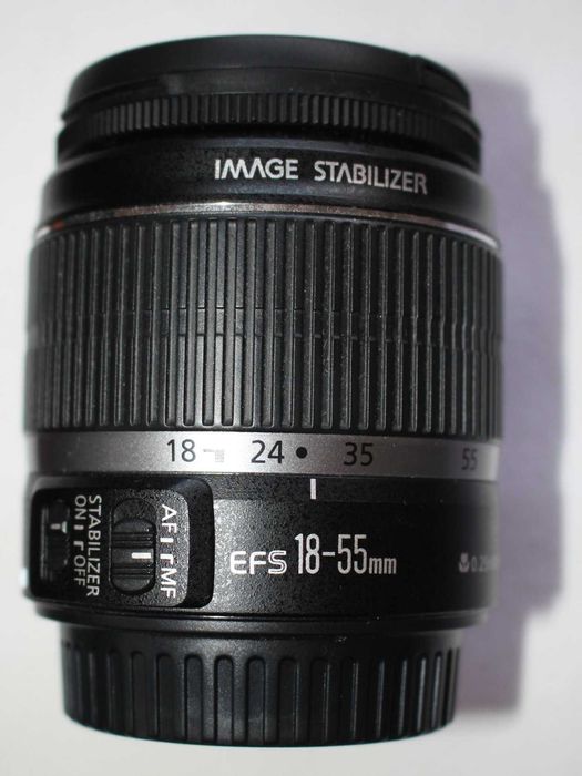 Canon 500D + Objetiva 18-55 + Objetiva 75-300 + Acessórios e Bolsa
