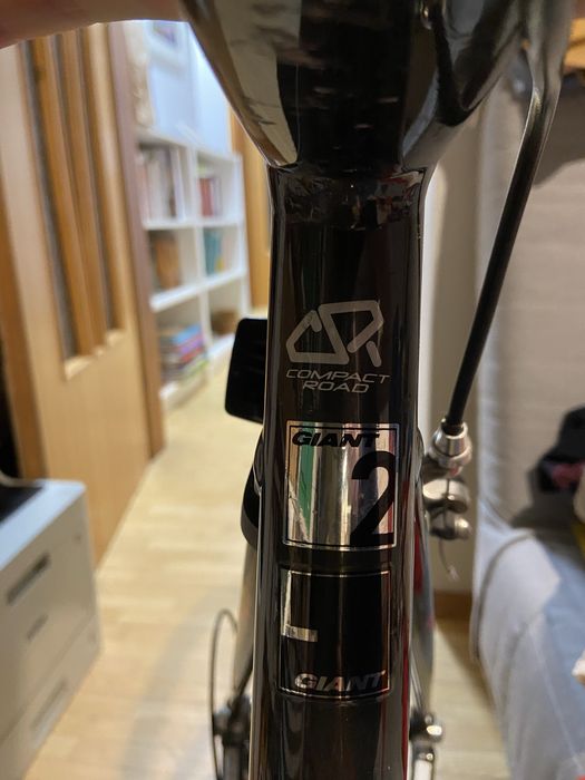 rower szosowy Giant Defy