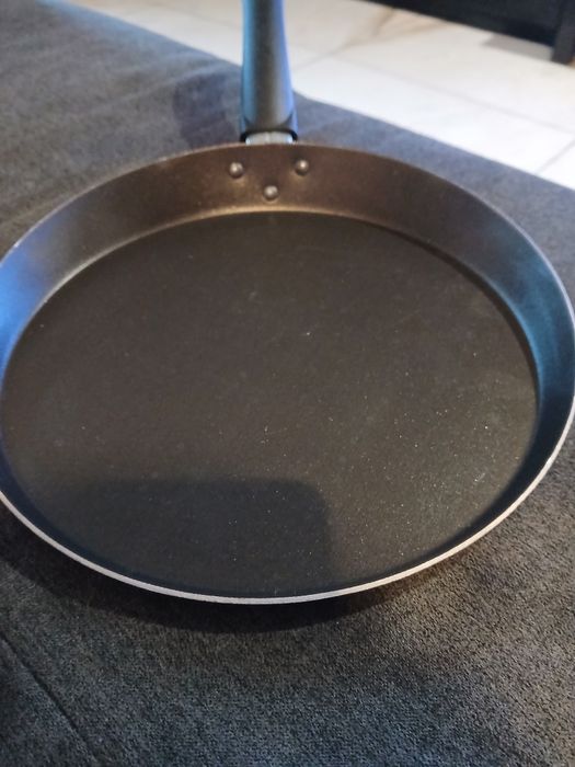 Frigideira para crepes nova