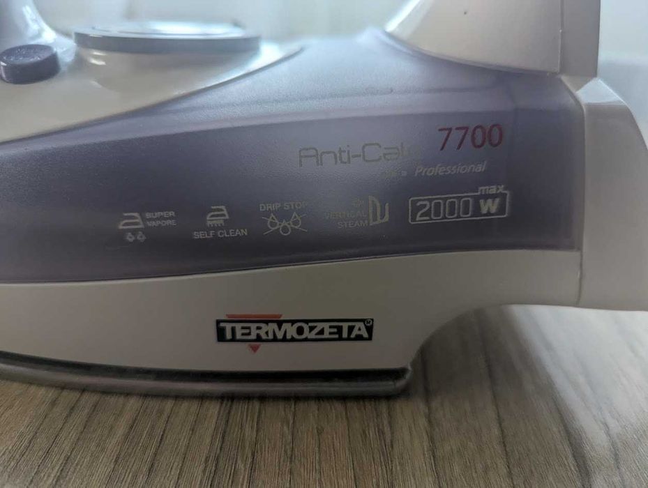 Парова Праска Termozeta 2000W