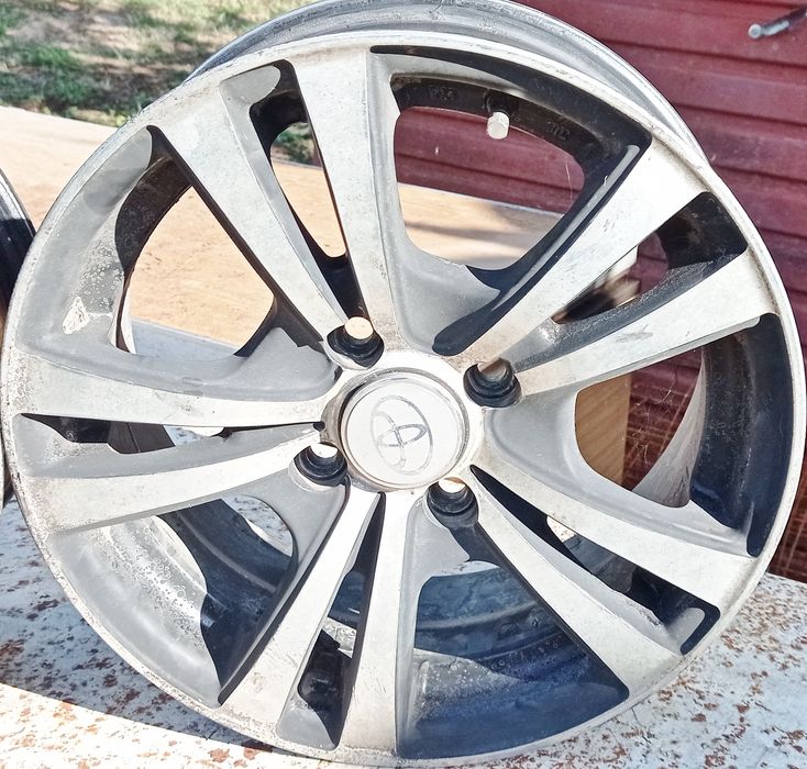Jantes 14" 4x100 - 15,5cm  em alumínio compradas em 2011