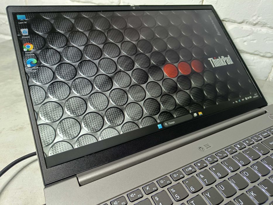 Ноутбук №2 Lenovo 15 G2 ITL i5-1135G 16GB DDR4 SSD m2 NVMe 256GB ІДЕАЛ