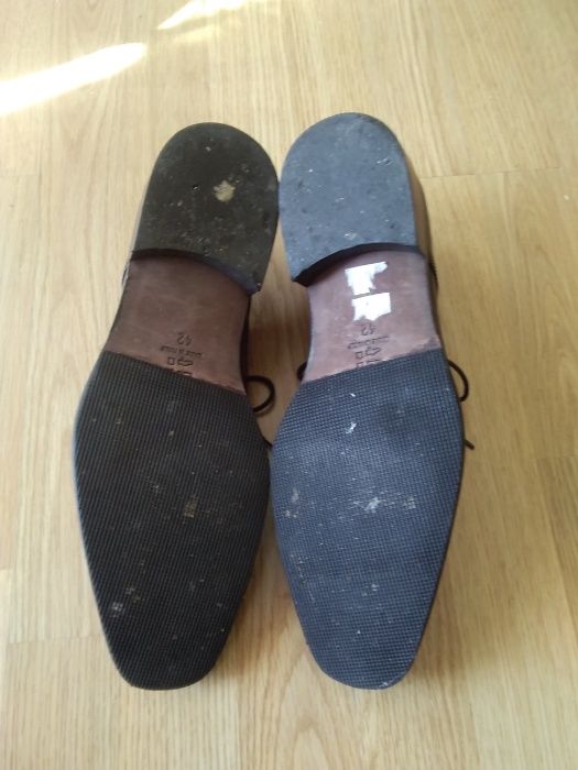 Buty męskie skórzane.