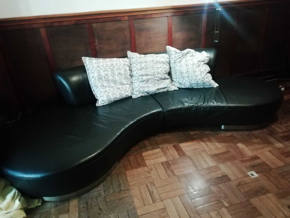 Sofa em pele para 4 pessoas