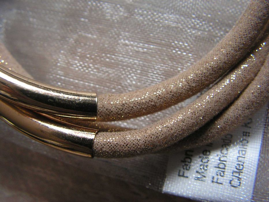 Bransoletka miękka, złocista