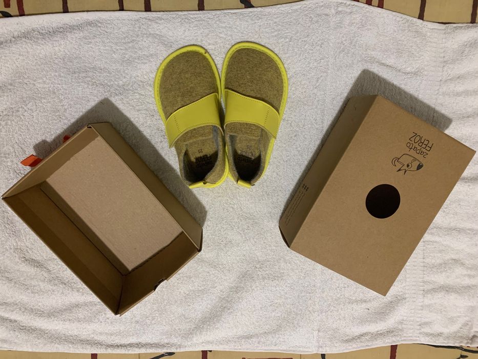 FEROZ Pantufa com sola de borracha