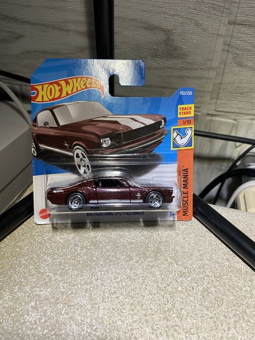 ‘65 Ford Mustang 2+2 FASTBACK 1/10 Muscle Mania-Hotwheel
