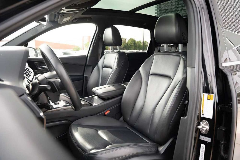 Audi Q7      2019