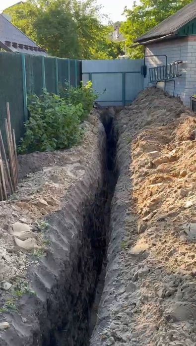 Копка ям любые земляные работы траншеи  сливные ямы и тд