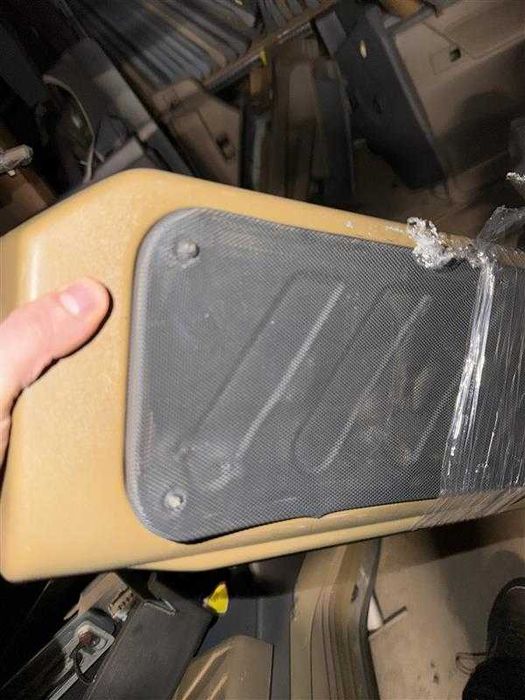 Land Rover Discovery 300 subwoofer porta mala