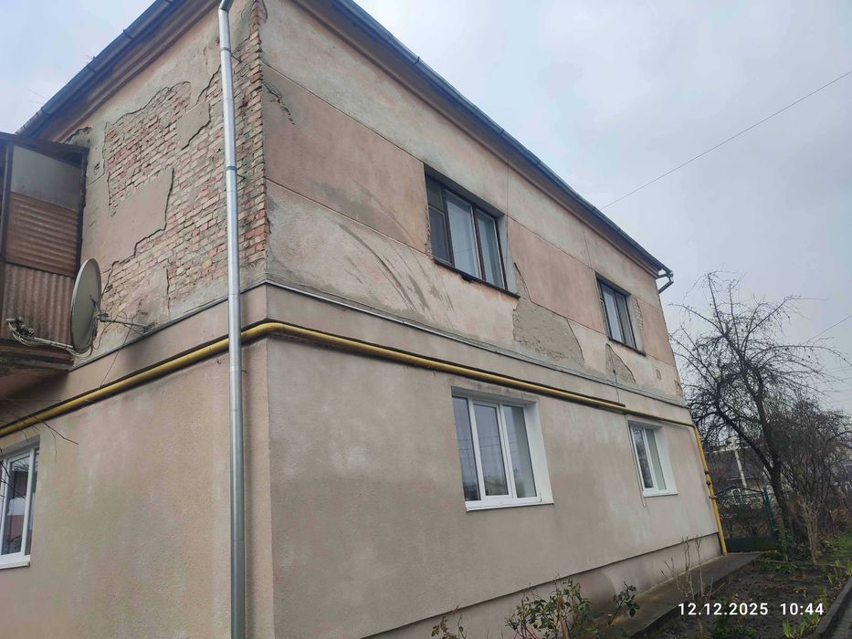 Трикімнатна квартира, заг. пл. 73,7 кв.м. в м. Буськ Львівська обл.