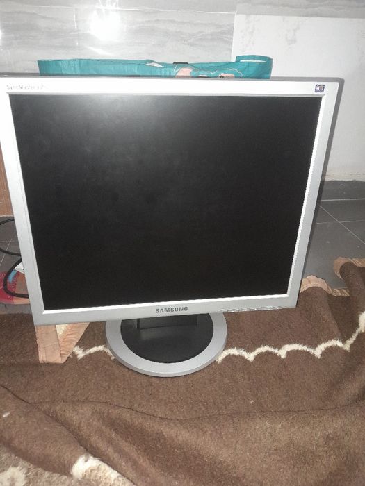 Samsung  usado mas está em bom estado