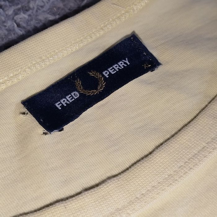 Fred Perry футболка
